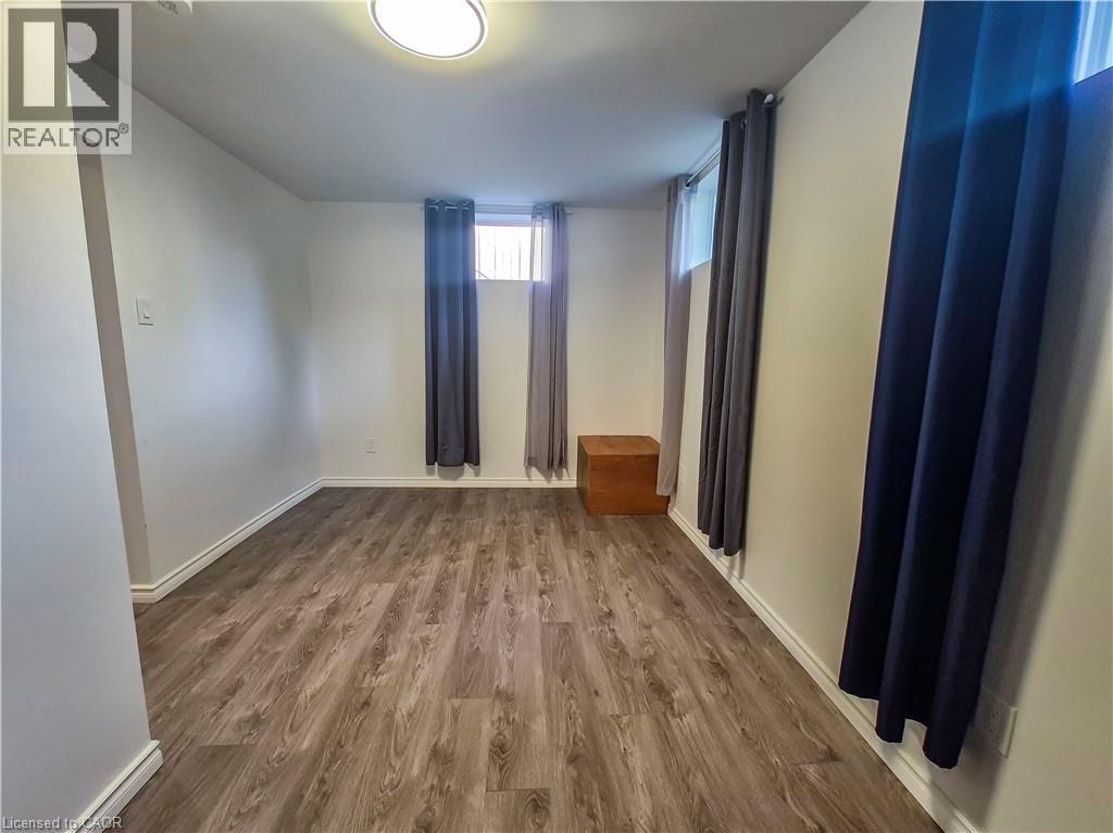 11 DUNCAIRN Avenue - 41