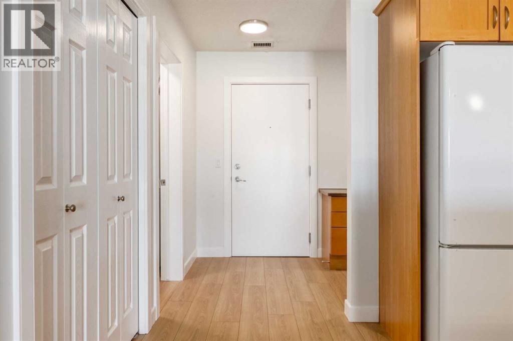 407, 1414 17 Street SE - photo 5