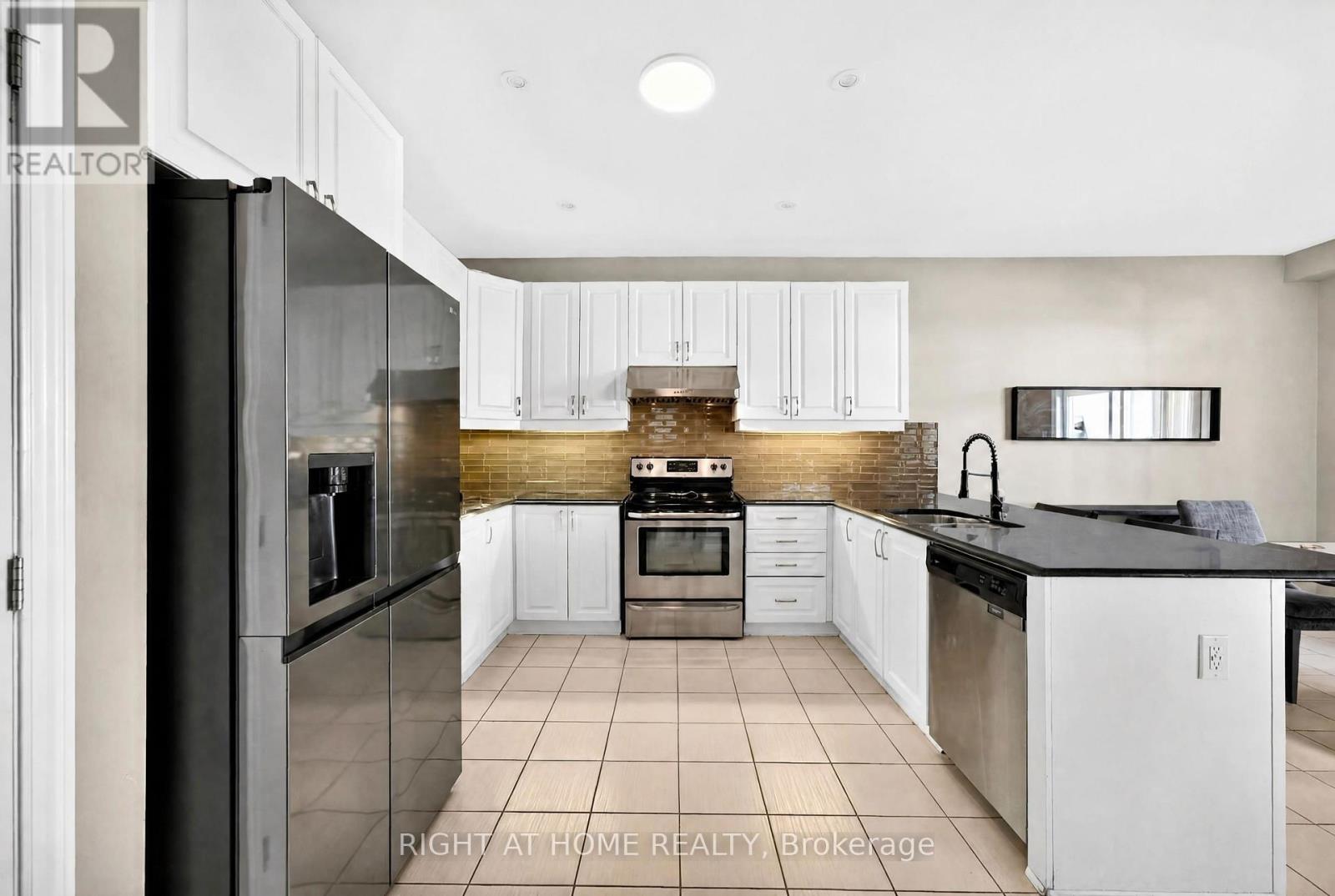 31 SUMMITVIEW DRIVE, Ottawa — photo 6