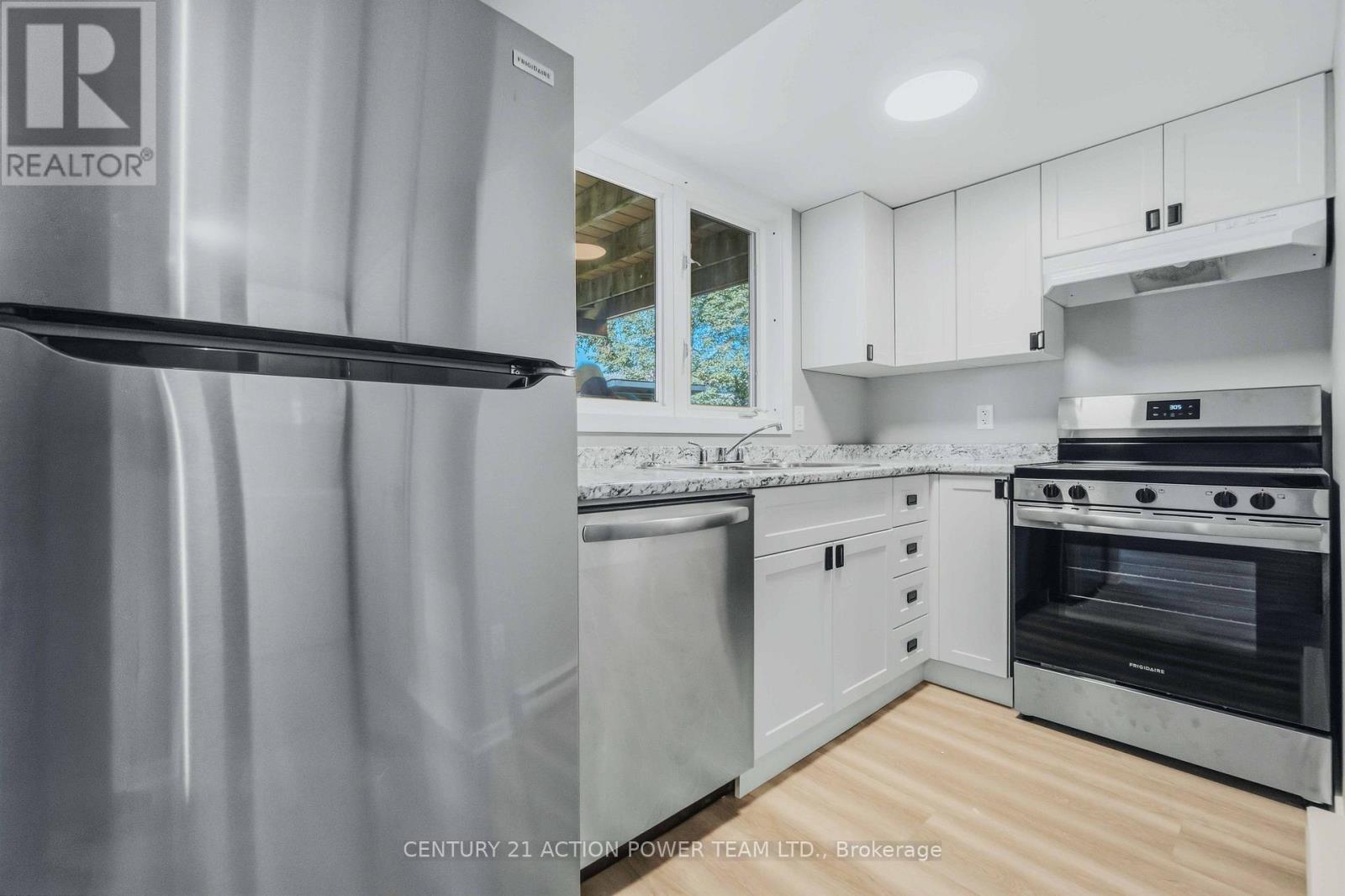 B - 1936 LONGMAN CRESCENT, Ottawa — photo 11