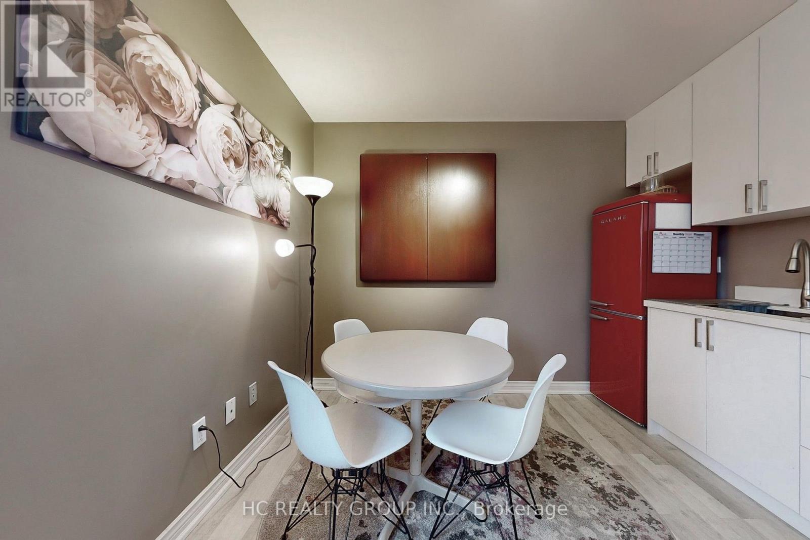 10 STATION LANE, Markham (Unionville) — photo 7