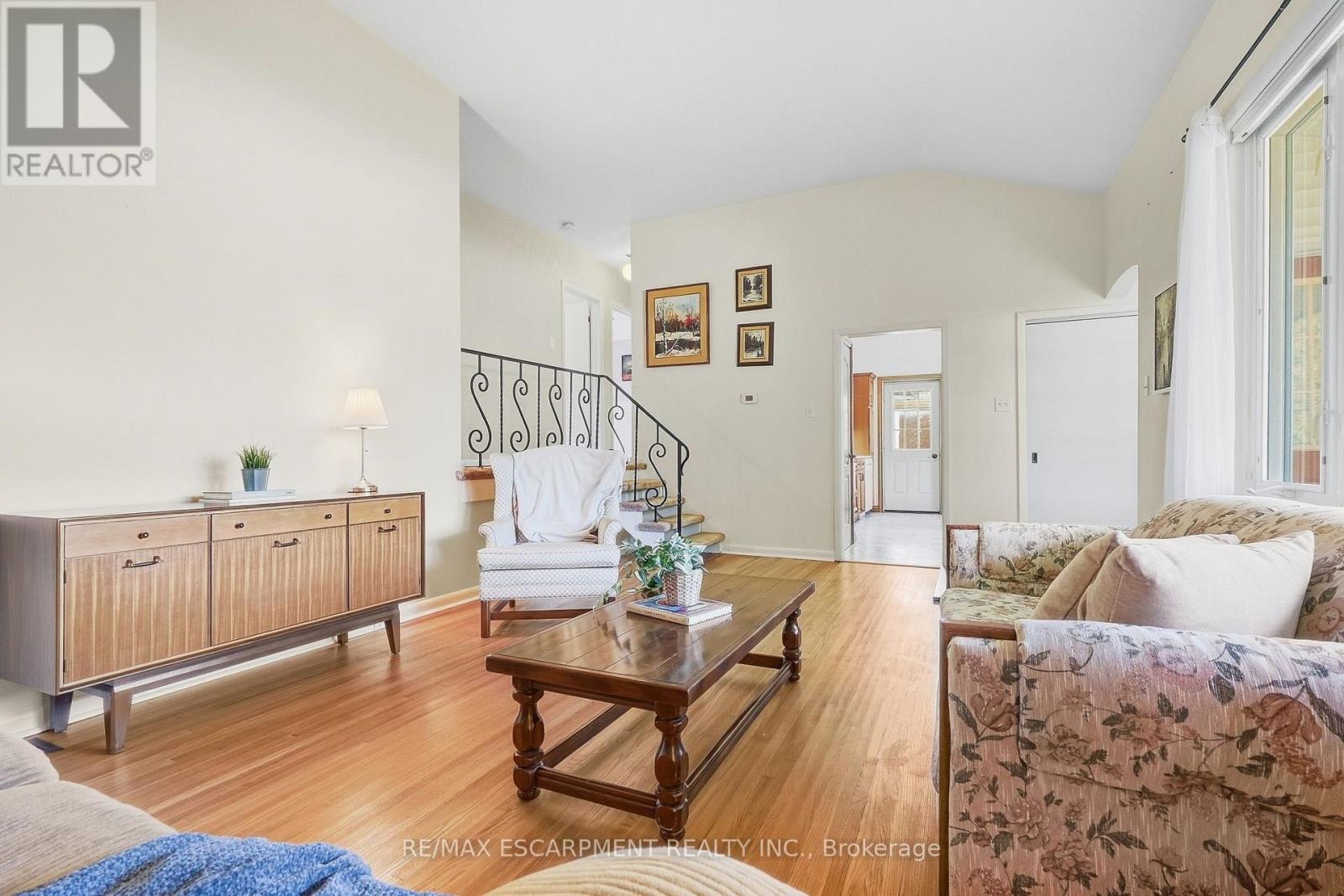 1267 DUNBAR ROAD, Burlington (Mountainside) — photo 4