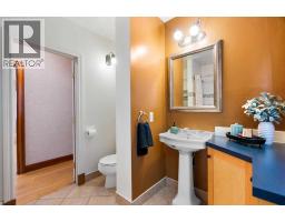 229 11 Avenue Ne, Calgary, AB T2E0Y9 Photo 33