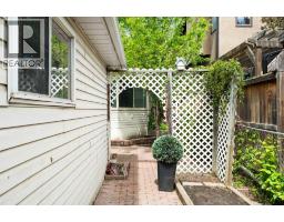 229 11 Avenue Ne, Calgary, AB T2E0Y9 Photo 47