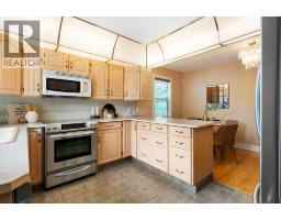 229 11 Avenue Ne, Calgary, AB T2E0Y9 Photo 13