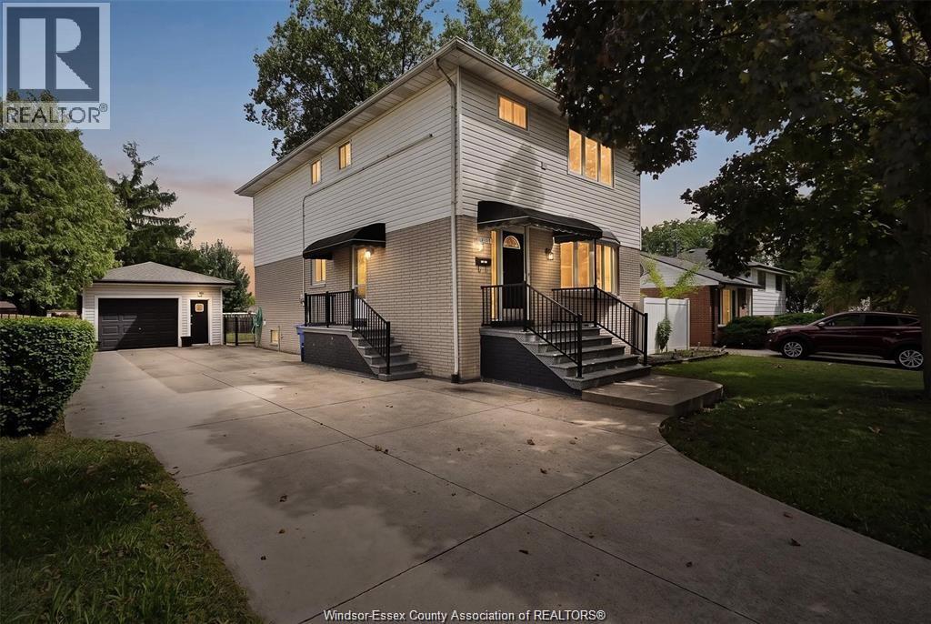 3138 HARTLEY DRIVE - 1