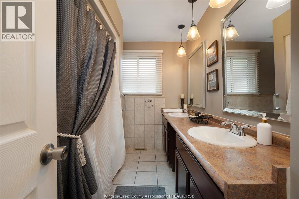 3138 HARTLEY DRIVE - 23