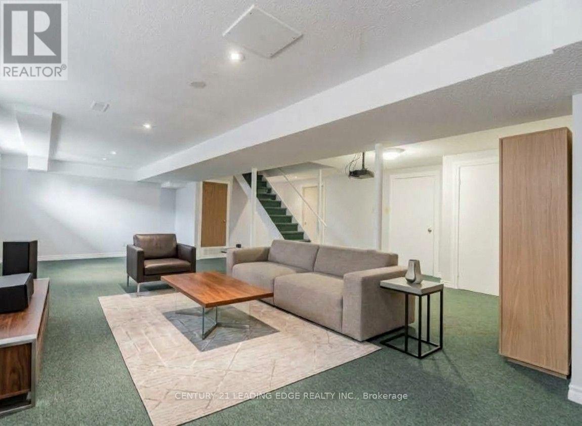 492 PALMTREE CRESCENT - Image 17