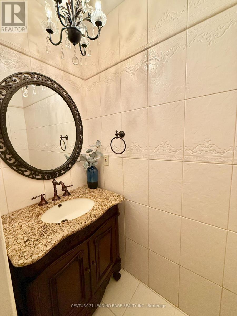 492 PALMTREE CRESCENT, Oshawa (Eastdale) — photo 3