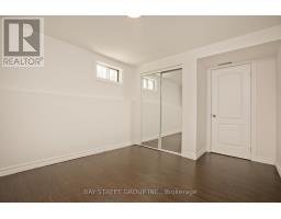 22 Taos Court, Richmond Hill, ON L4C0G5 Photo 14