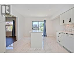 22 Taos Court, Richmond Hill, ON L4C0G5 Photo 7