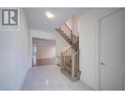 18 Art Leech Drive, Richmond Hill, ON L4E1P1 Photo 13