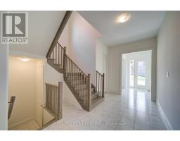 18 Art Leech Drive, Richmond Hill, ON L4E1P1 Photo 14