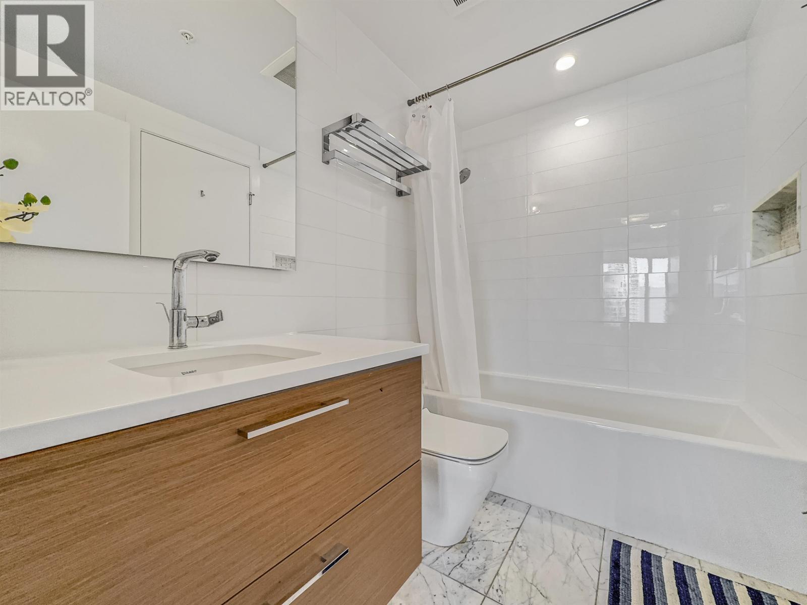 17xx 4360 BERESFORD STREET, Burnaby - Image 1