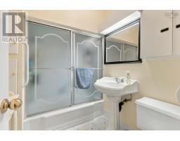 104 Lakeview Avenue, Middle Sackville, NS B4E3B5 Photo 22