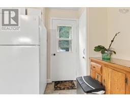 104 Lakeview Avenue, Middle Sackville, NS B4E3B5 Photo 16