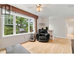 104 Lakeview Avenue, Middle Sackville, NS B4E3B5 Photo 9