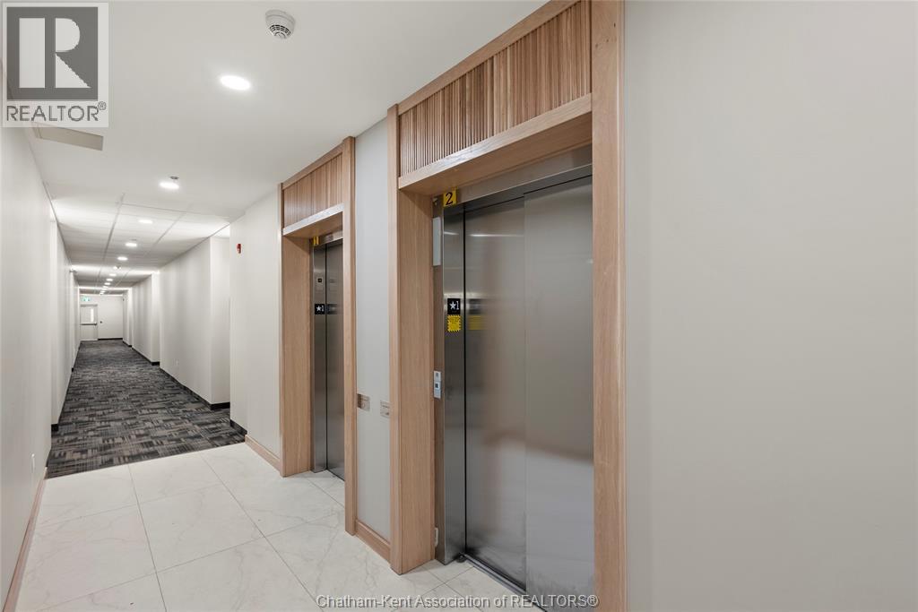 364 Grand Avenue East — photo 39
