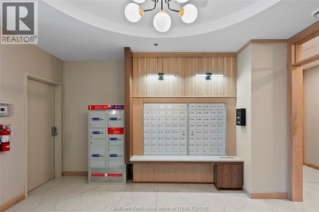 364 Grand Avenue East — photo 38