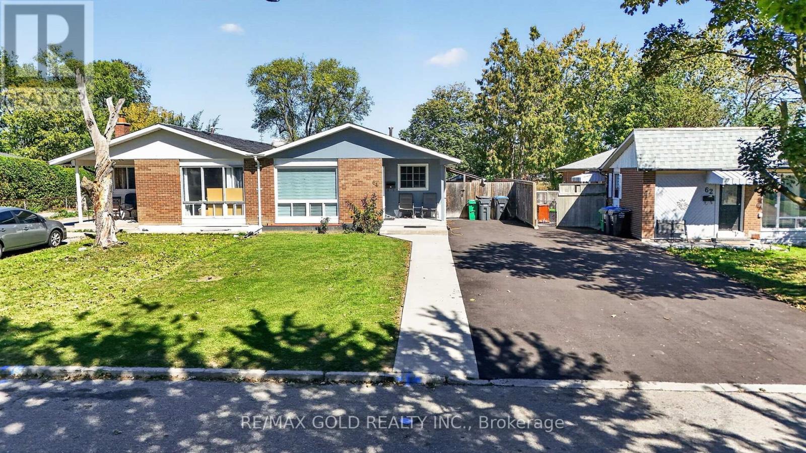 64 DRAKE BOULEVARD, Brampton (Southgate) — photo 2
