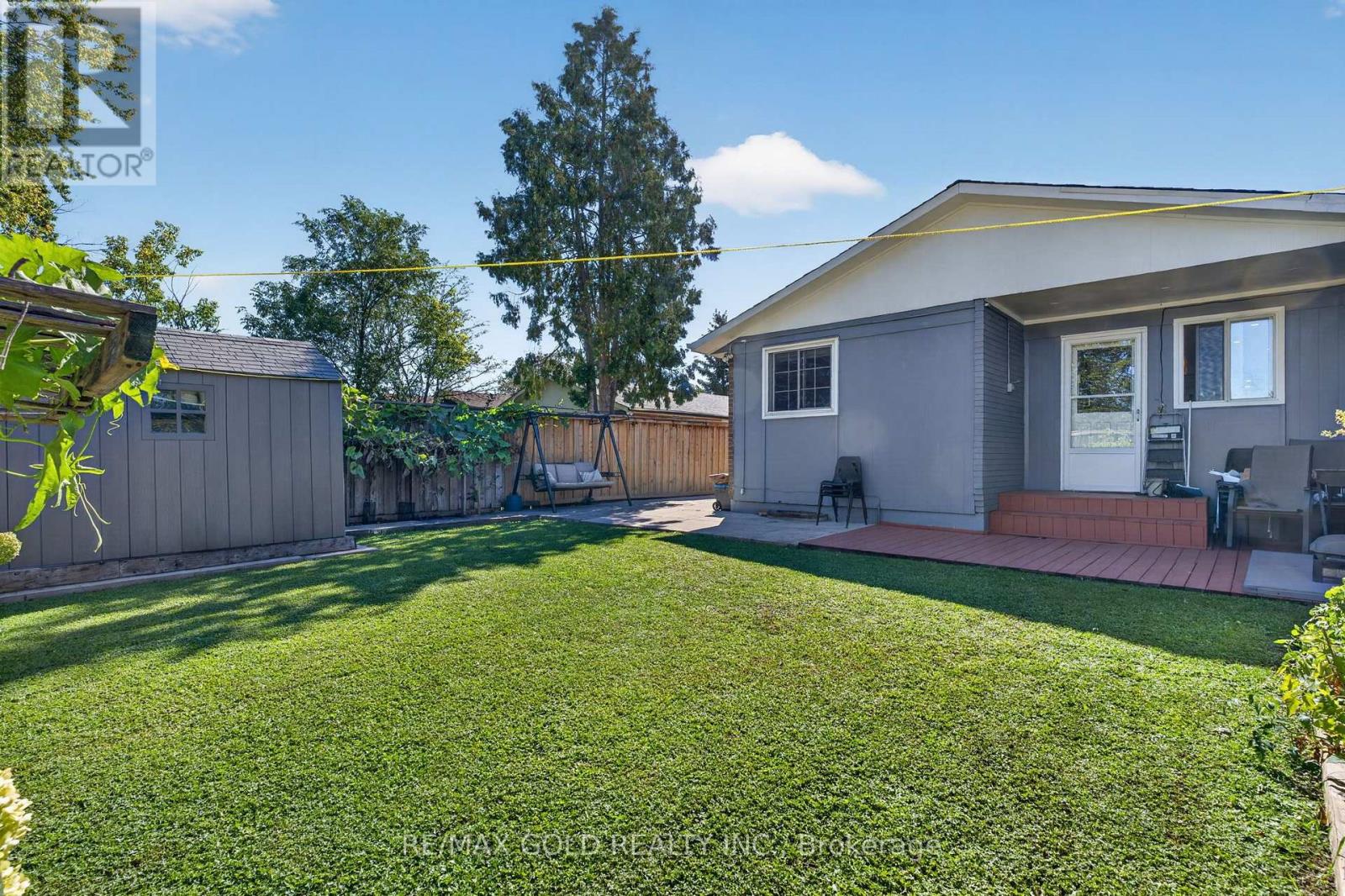 64 DRAKE BOULEVARD - 41