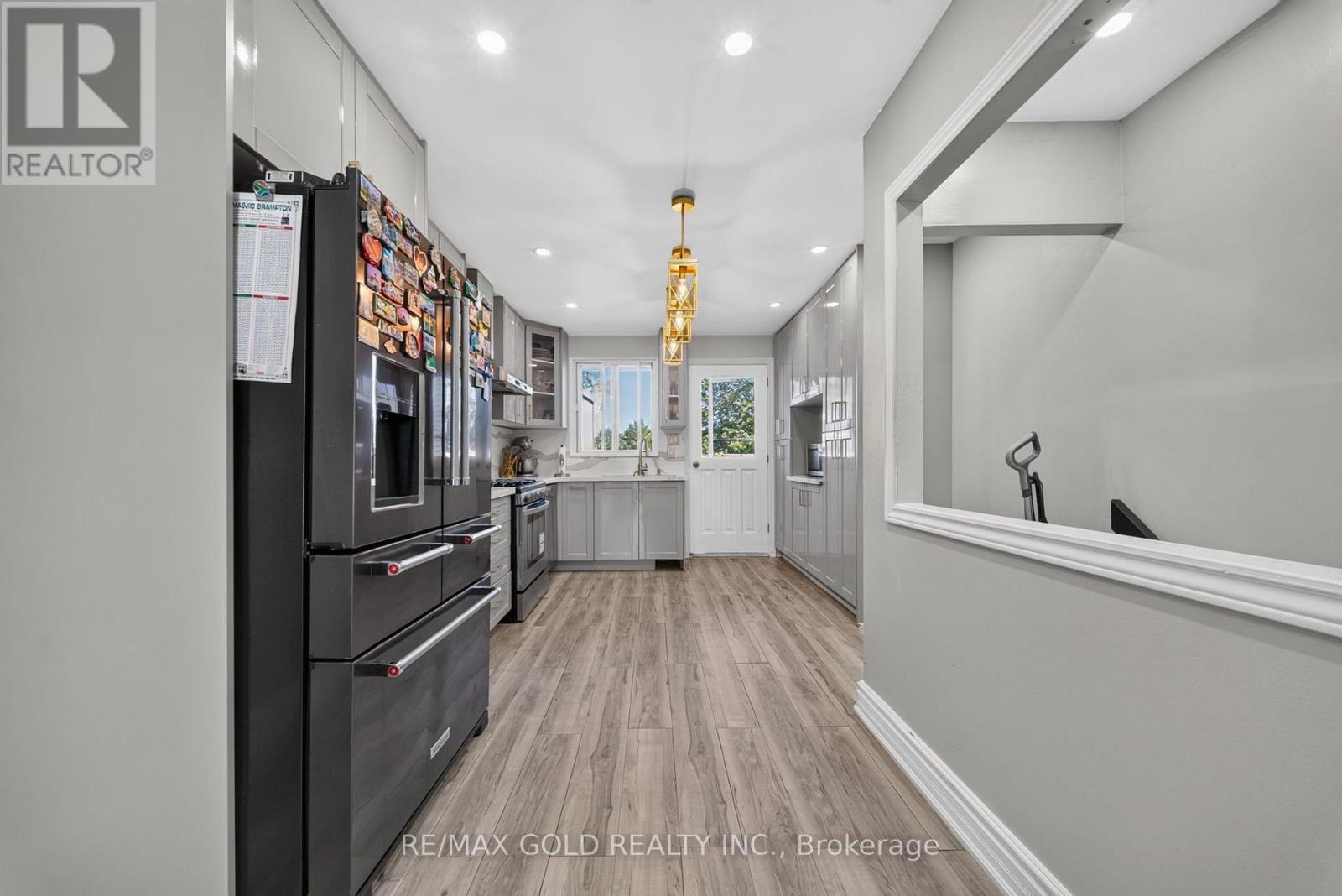 64 DRAKE BOULEVARD, Brampton (Southgate) — photo 9