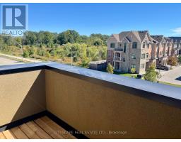 941 North Waterdown Drive, Hamilton, ON L8B1W3 Photo 16