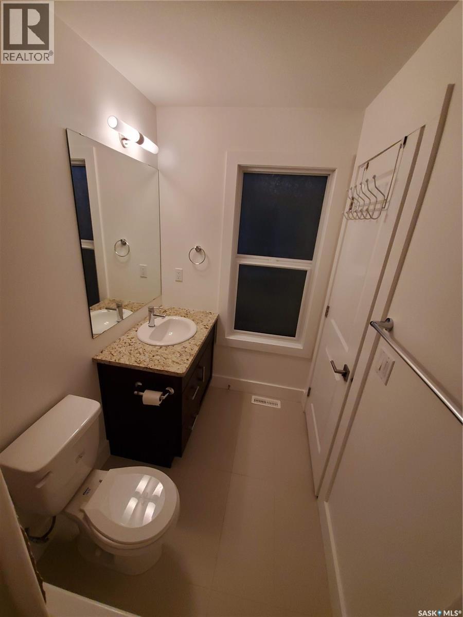 447 Eaton LANE - 10
