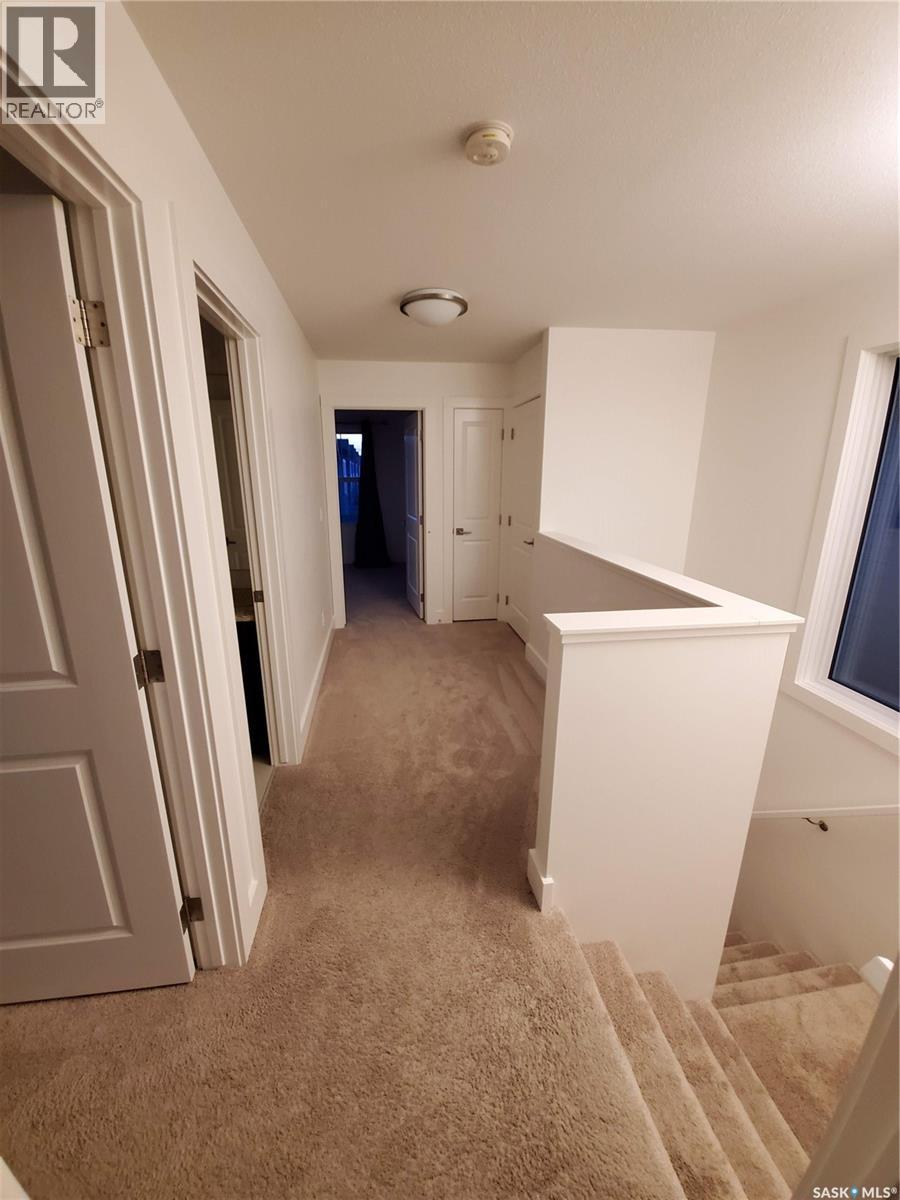 447 Eaton LANE - 12