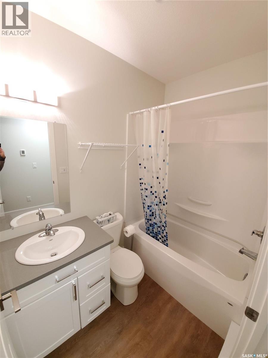447 Eaton LANE - 23