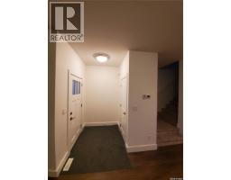 4pc Ensuite bath - 447 Eaton Lane, Saskatoon, SK S7V0H5 Photo 6