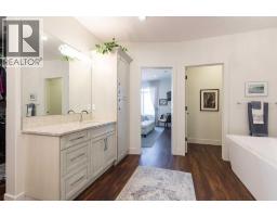 50 Palisades Mews Ne, Medicine Hat, AB T1C2B5 Photo 37