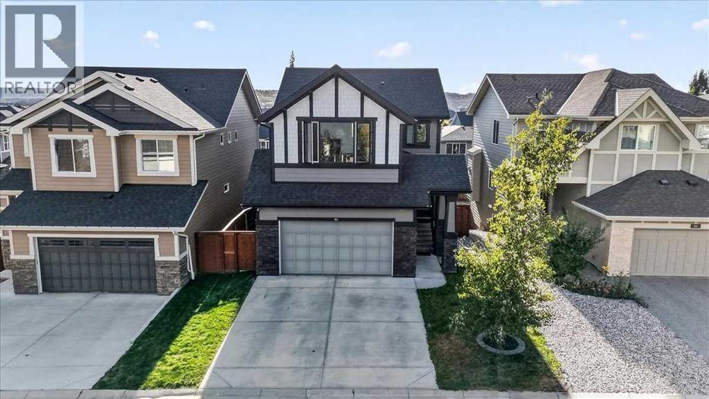 90 Cranbrook Crescent SE - 2
