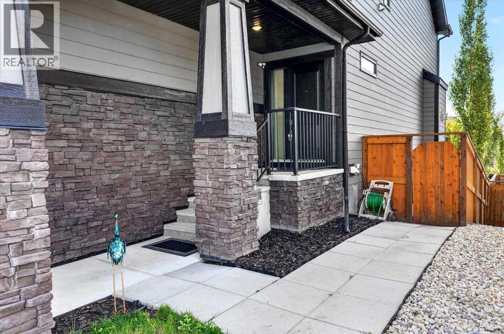 90 Cranbrook Crescent SE - 3