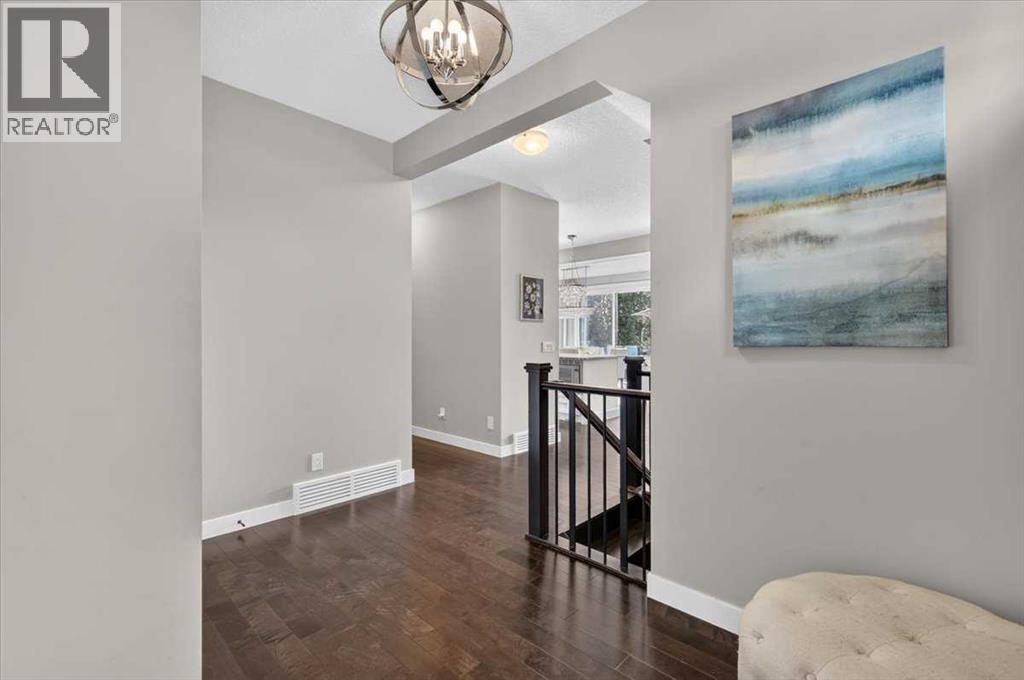 90 Cranbrook Crescent SE - 5