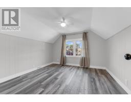 4 Manor Road, St  Catharines, ON L2N3B5 Photo 12