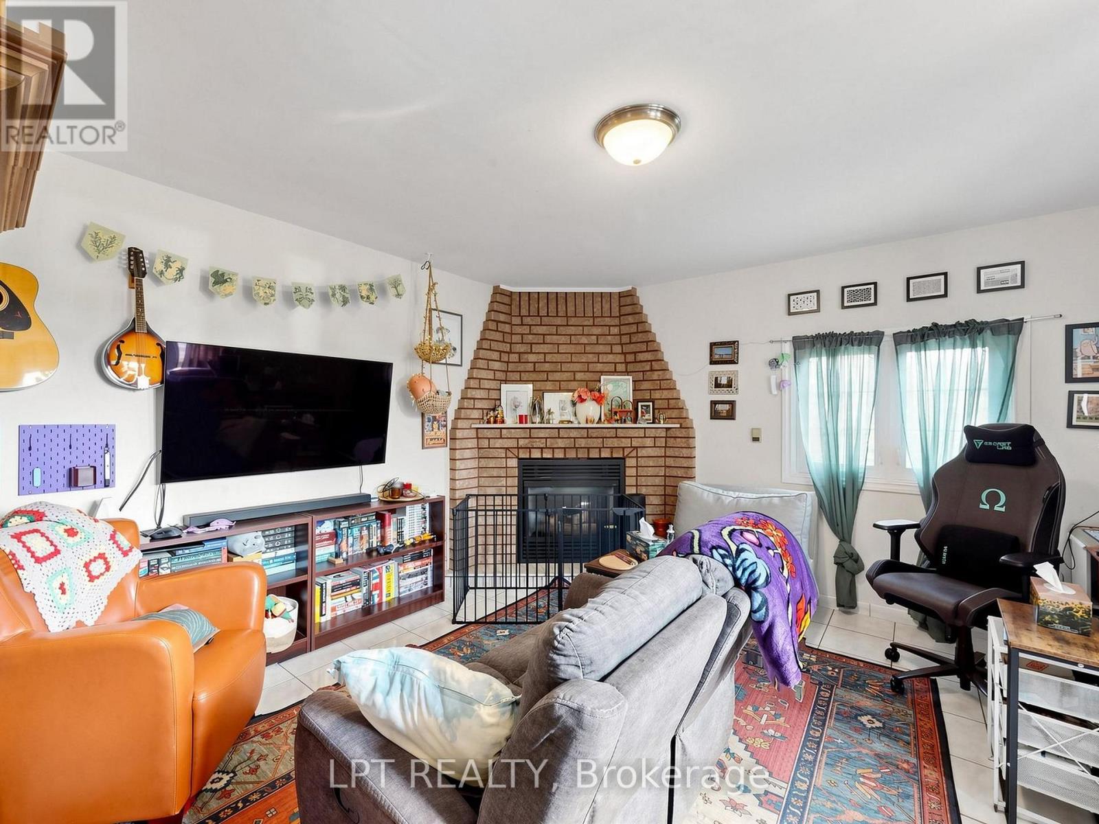 303 OAKWOOD AVENUE - 14