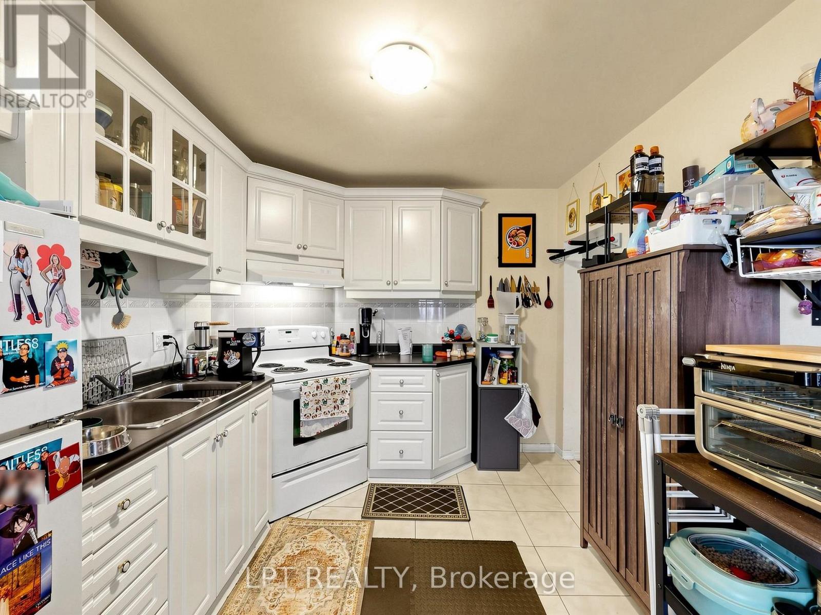 303 OAKWOOD AVENUE - 16