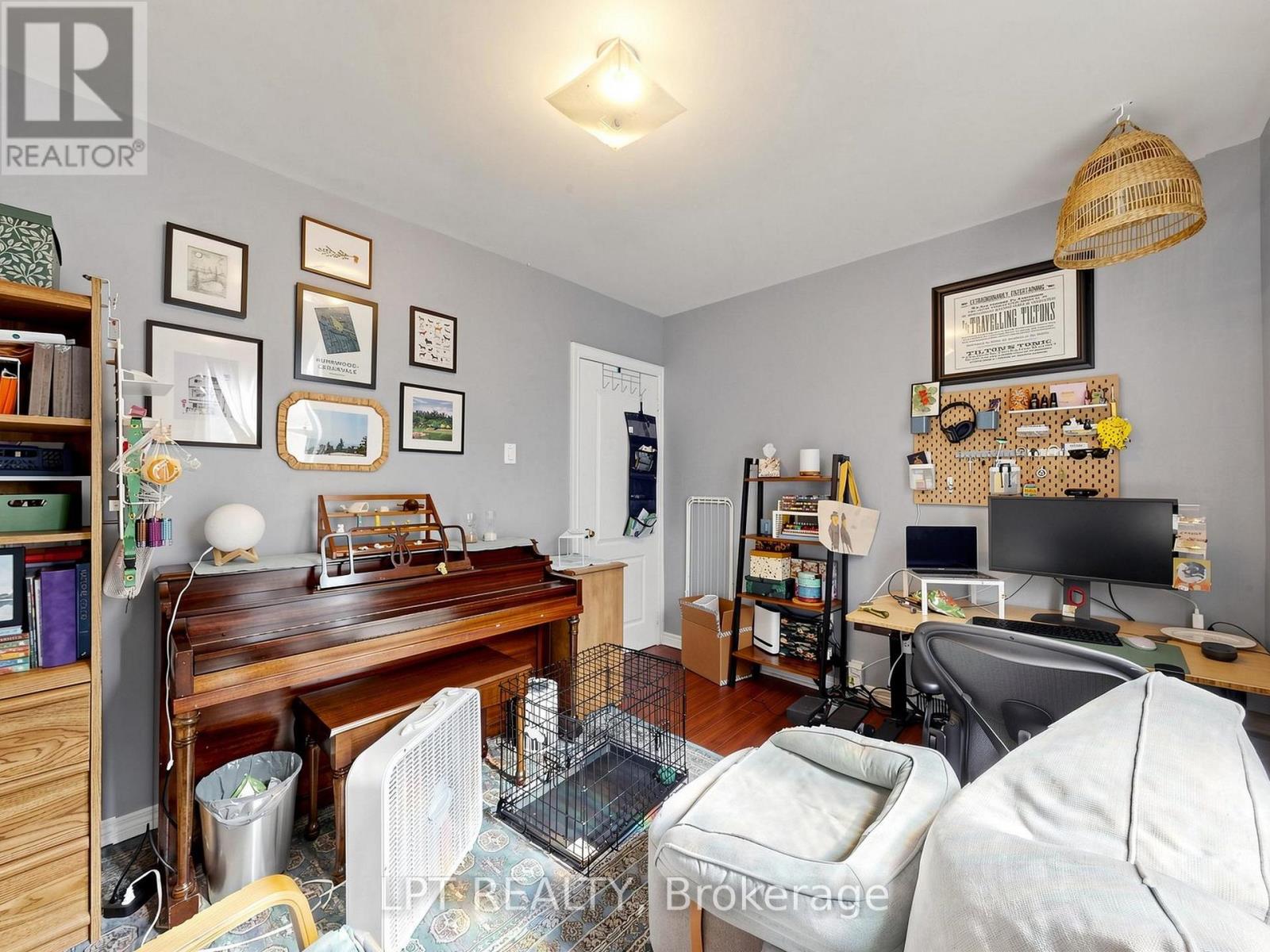 303 OAKWOOD AVENUE - 19