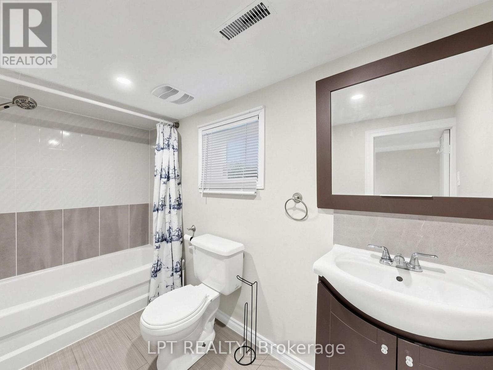 303 OAKWOOD AVENUE - Image 30