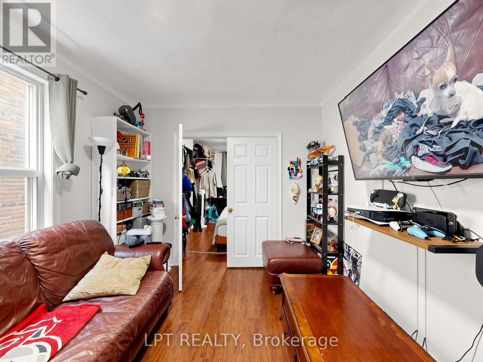 303 OAKWOOD AVENUE - 5