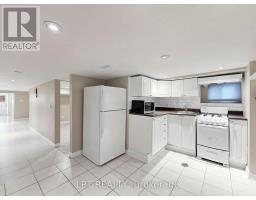 303 Oakwood Avenue, Toronto, ON M6E2V3 Photo 26