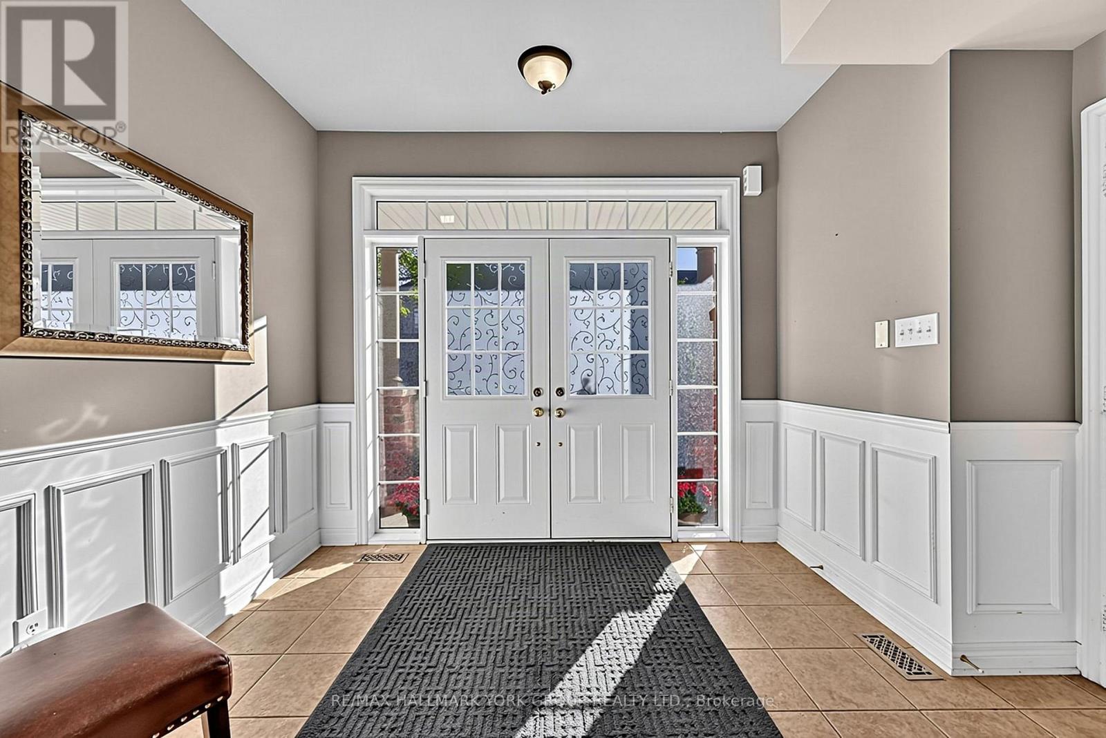 383 GILPIN DRIVE, Newmarket (Woodland Hill) — photo 4