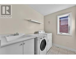 383 Gilpin Drive, Newmarket, ON L3X3H2 Photo 20