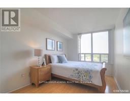 1002 - 11 Townsgate Drive, Vaughan, ON L4J8G4 Photo 8