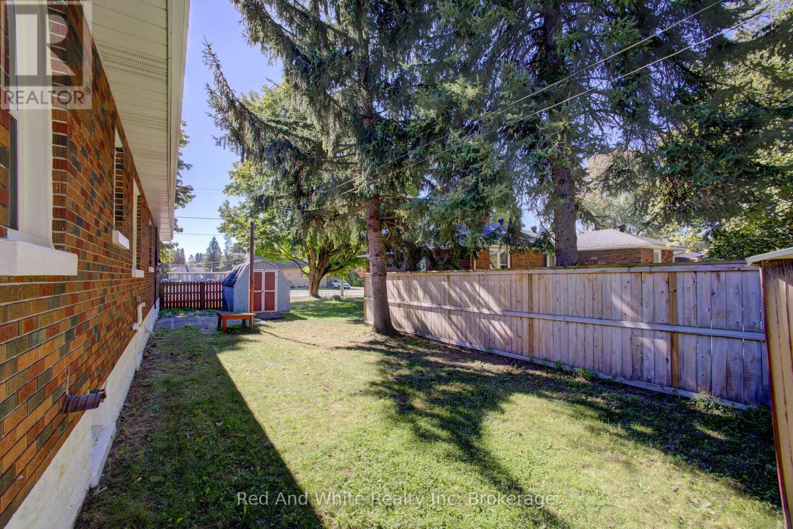 1203 YONGET STREET S, Brockton — photo 5