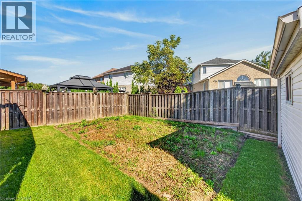 795 TENTH Avenue - Image 37