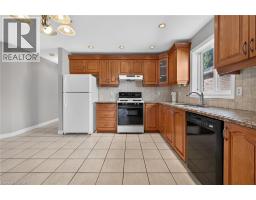 795 Tenth Avenue, Hamilton, ON L8T2G4 Photo 13