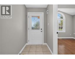 Family room - 795 Tenth Avenue, Hamilton, ON L8T2G4 Photo 8
