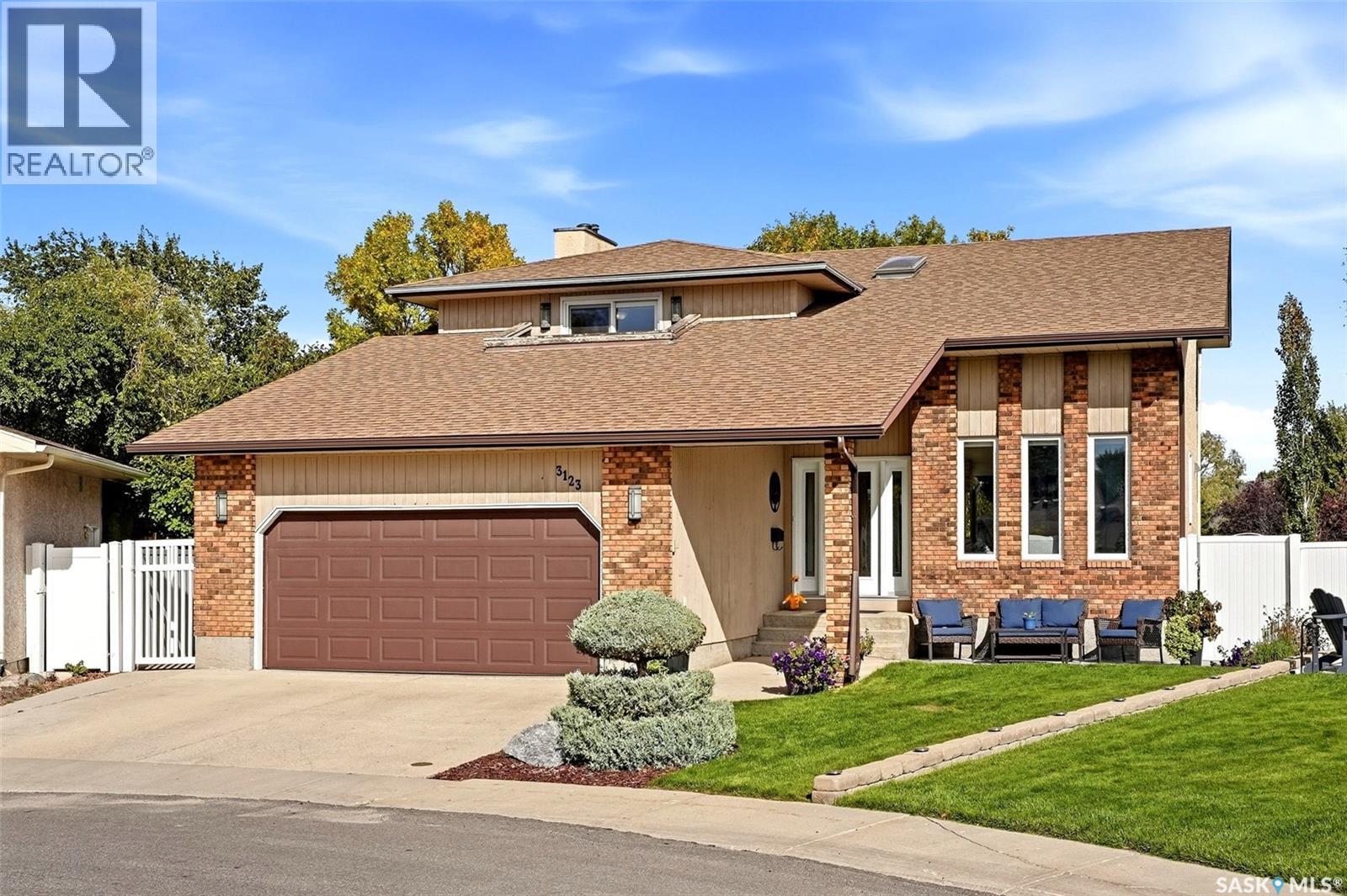 3123 Kanuka PLACE E - 1